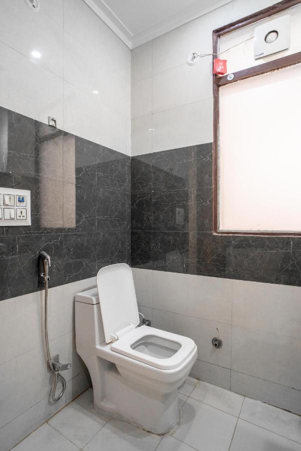 The Lodgers 2 Bhk Serviced Apartment Infront Of Artemis Hospital Gurgaon Extérieur photo