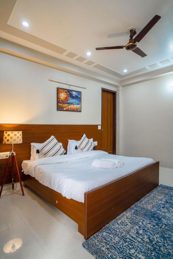 The Lodgers 2 Bhk Serviced Apartment Infront Of Artemis Hospital Gurgaon Extérieur photo