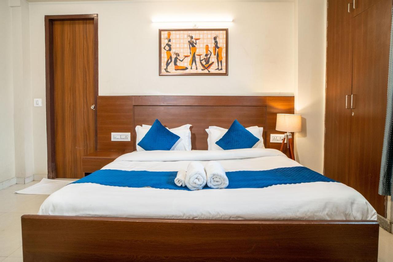 The Lodgers 2 Bhk Serviced Apartment Infront Of Artemis Hospital Gurgaon Extérieur photo