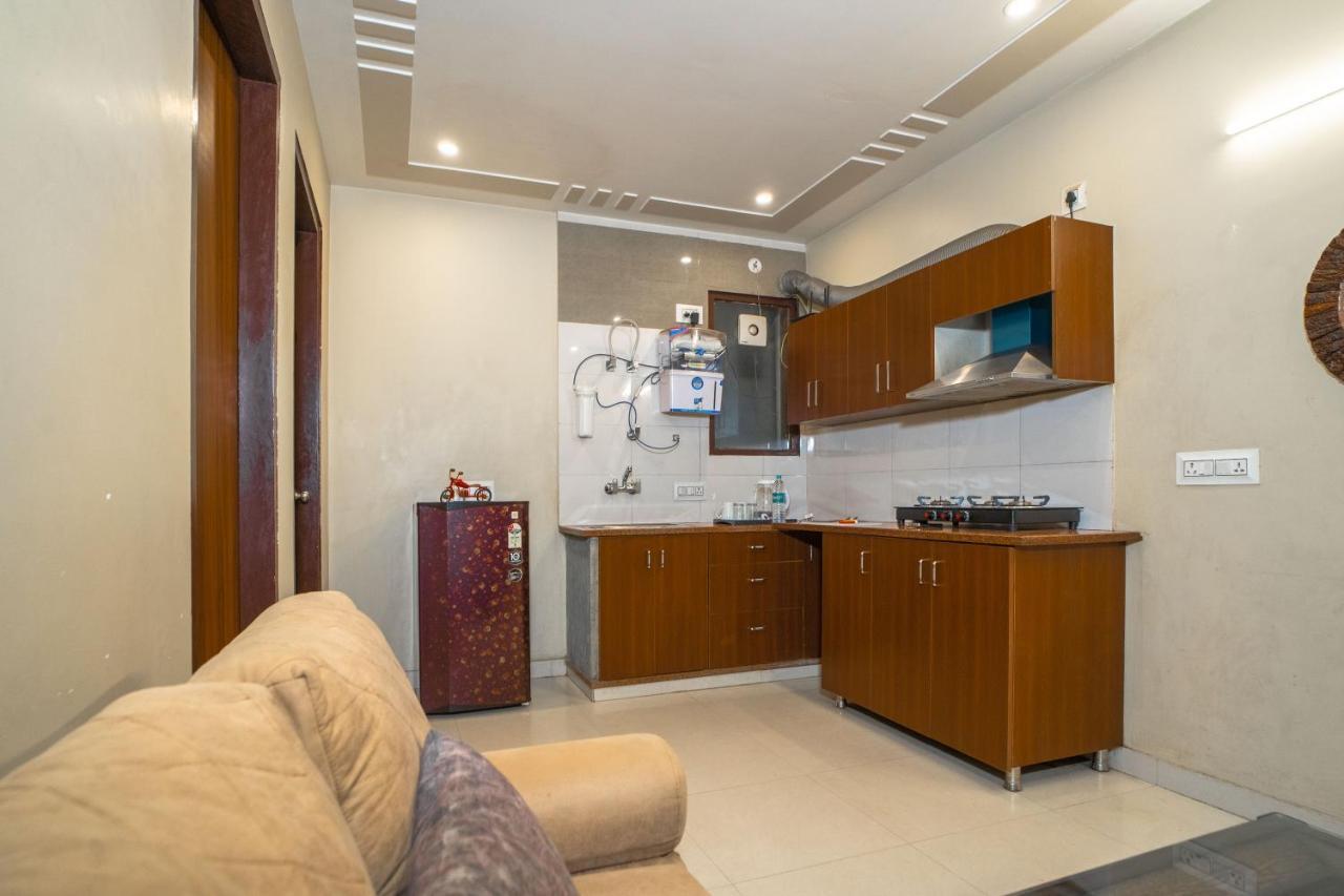 The Lodgers 2 Bhk Serviced Apartment Infront Of Artemis Hospital Gurgaon Extérieur photo