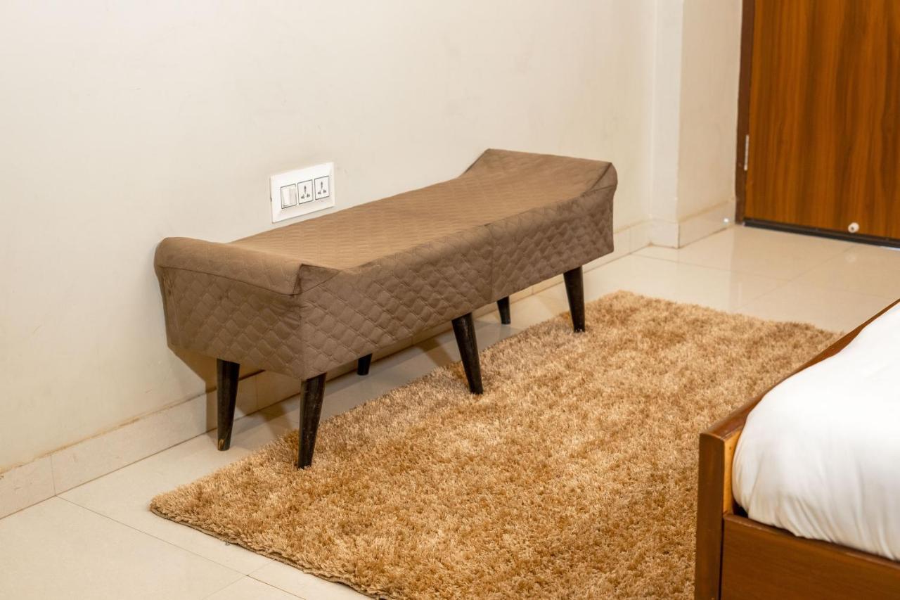 The Lodgers 2 Bhk Serviced Apartment Infront Of Artemis Hospital Gurgaon Extérieur photo