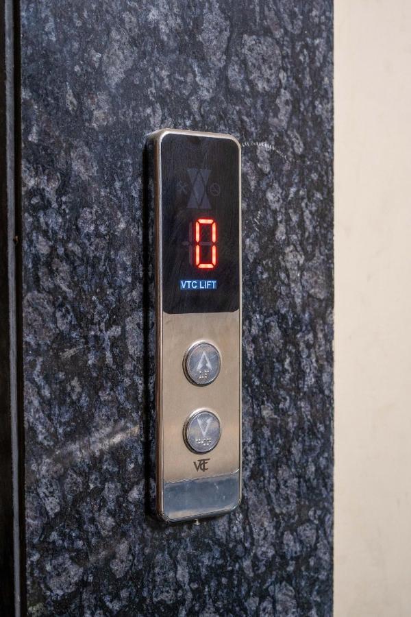 The Lodgers 2 Bhk Serviced Apartment Infront Of Artemis Hospital Gurgaon Extérieur photo