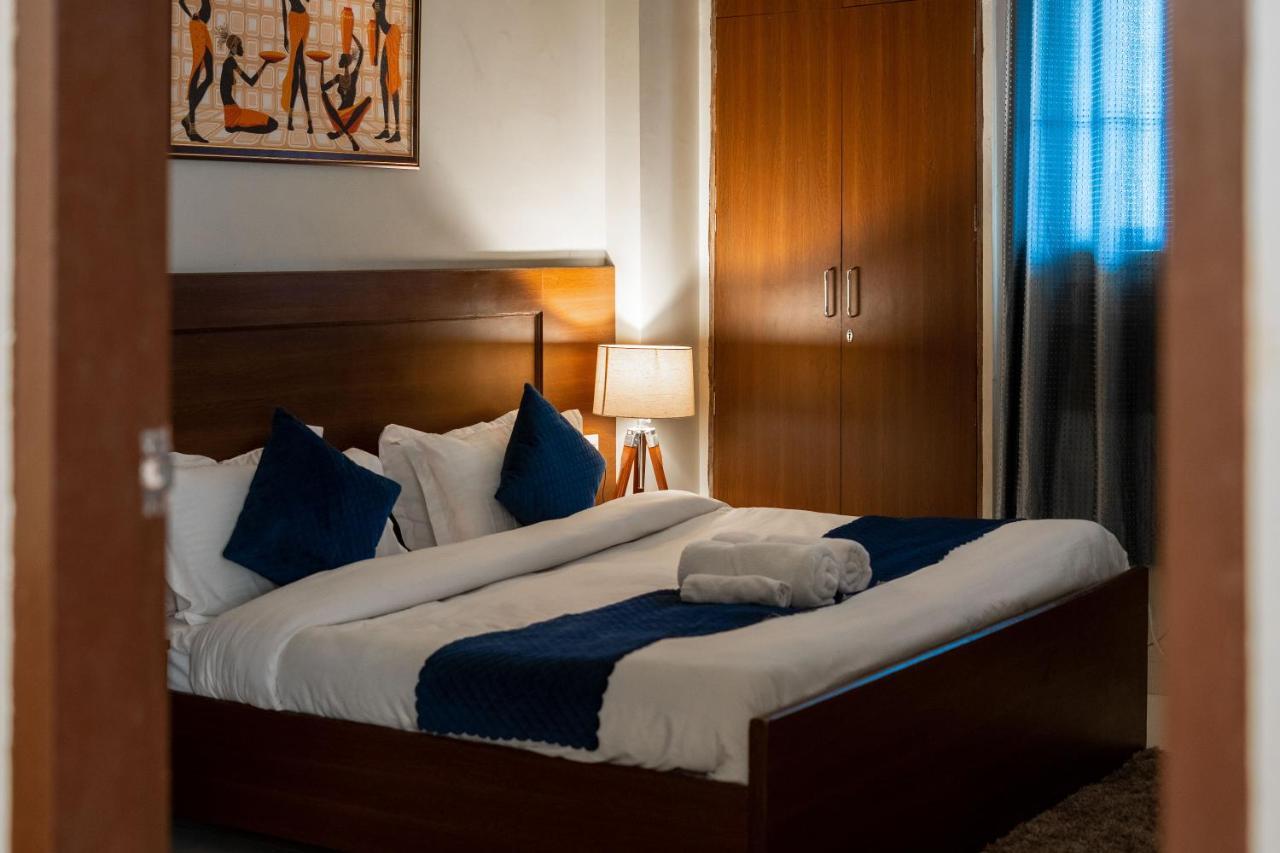 The Lodgers 2 Bhk Serviced Apartment Infront Of Artemis Hospital Gurgaon Extérieur photo