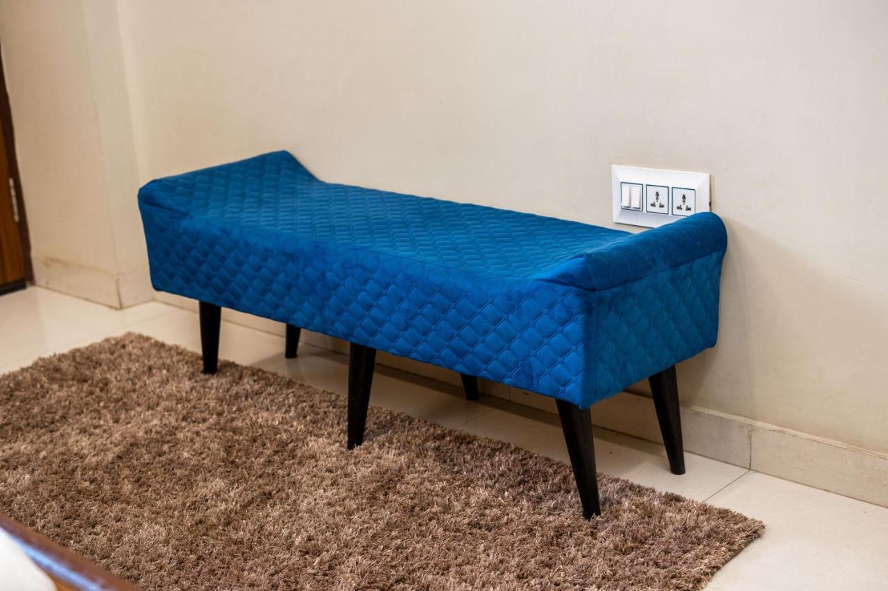 The Lodgers 2 Bhk Serviced Apartment Infront Of Artemis Hospital Gurgaon Extérieur photo